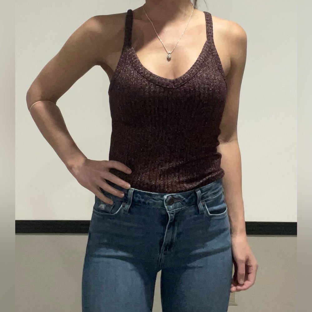 American eagle soft and sexy medium tank top/croptop. Maroon